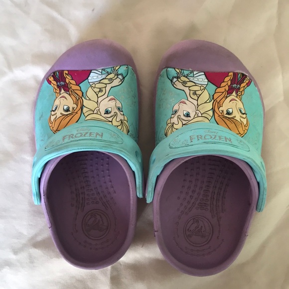 CROCS Frozen - Picture 3 of 6